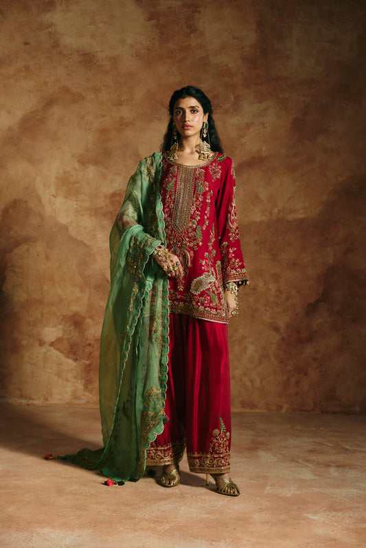 Red kurta set