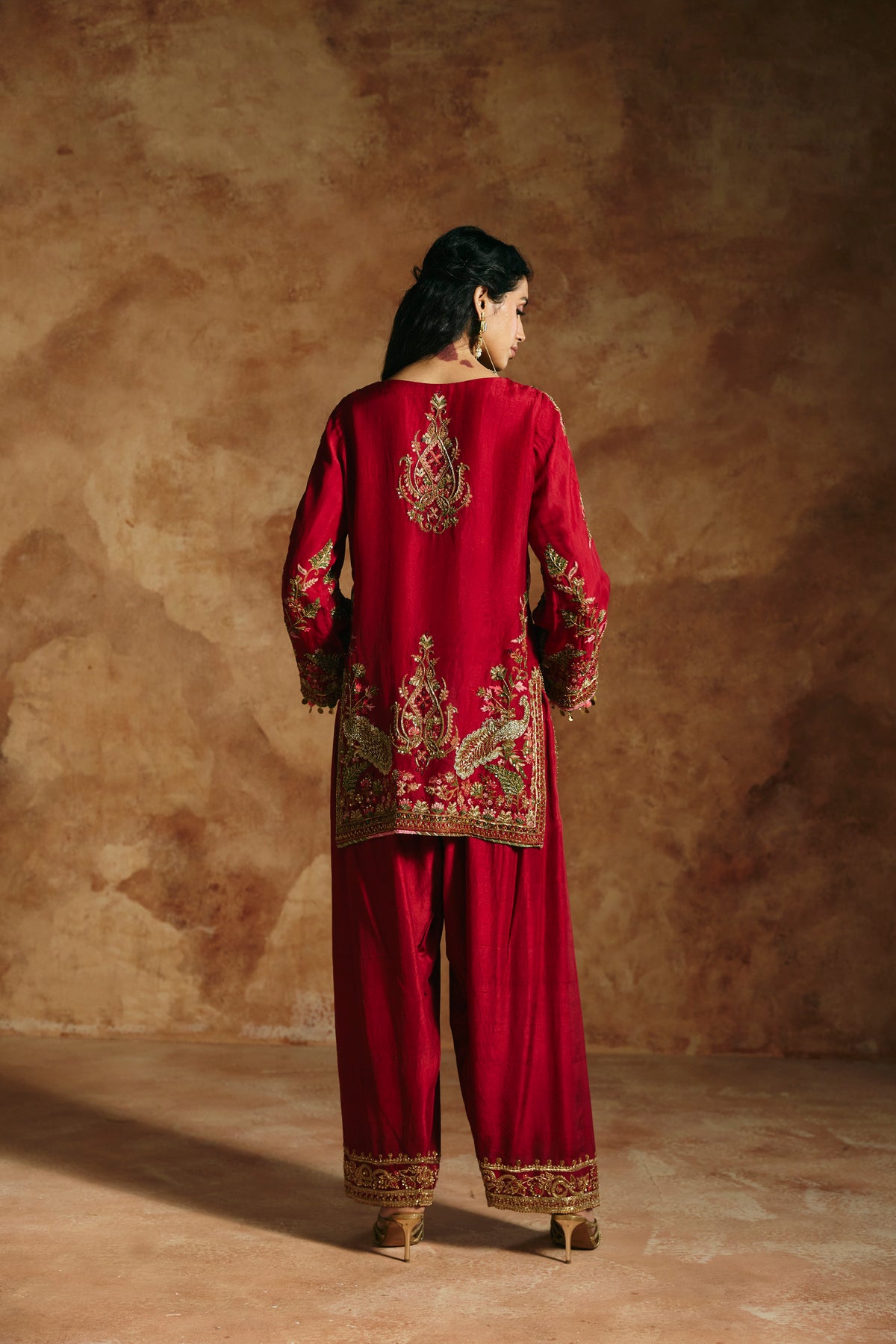 Red kurta set